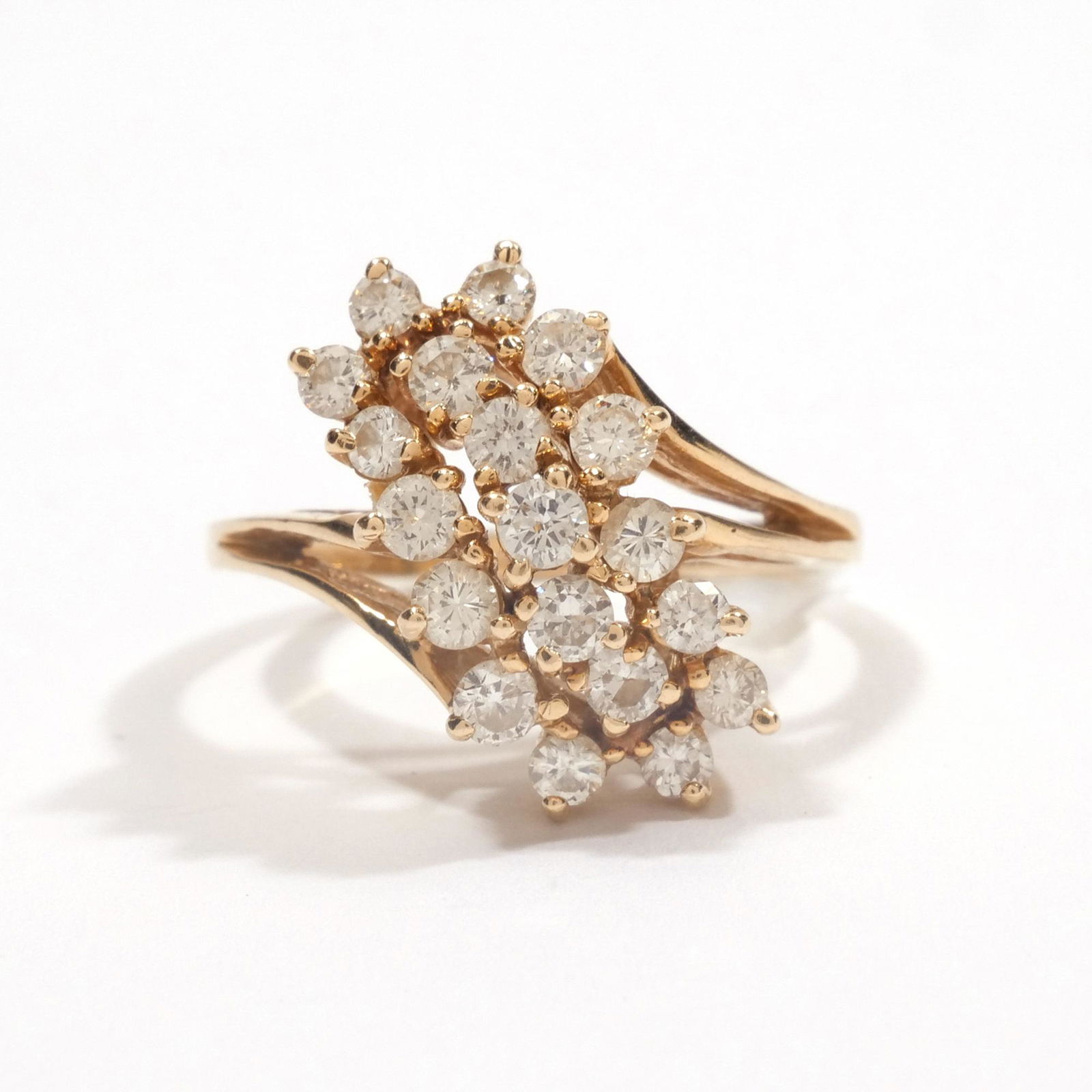 DIAMOND CLUSTER 14k RING (1 of 6)