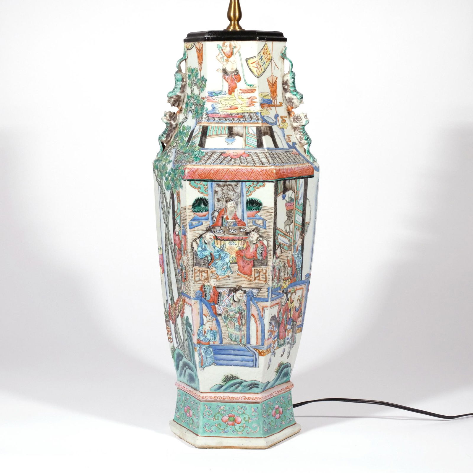 CHINESE FAMILLE ROSE VASE (1 of 20)