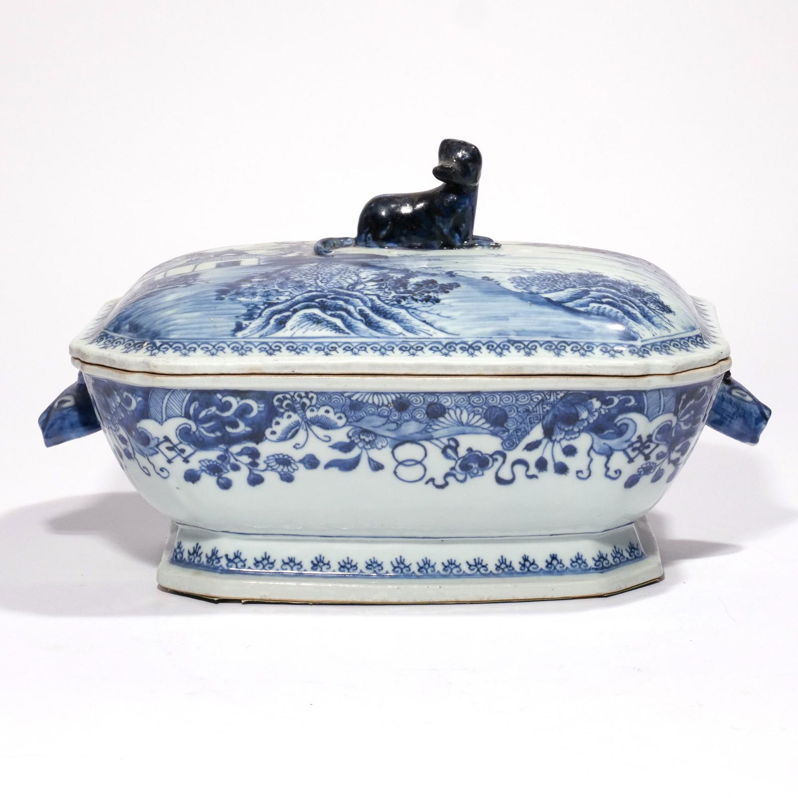 CHINESE EXPORT BLUE & WHITE TUREEN (1 of 11)