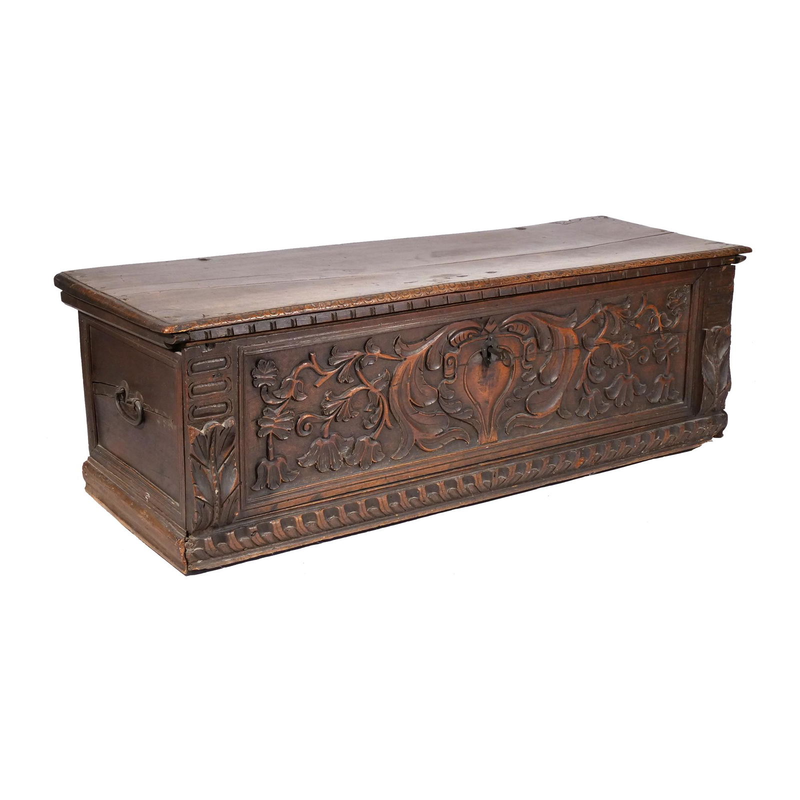 17TH C. ITALIAN CARVED WALNUT CASSONE (1 of 20)