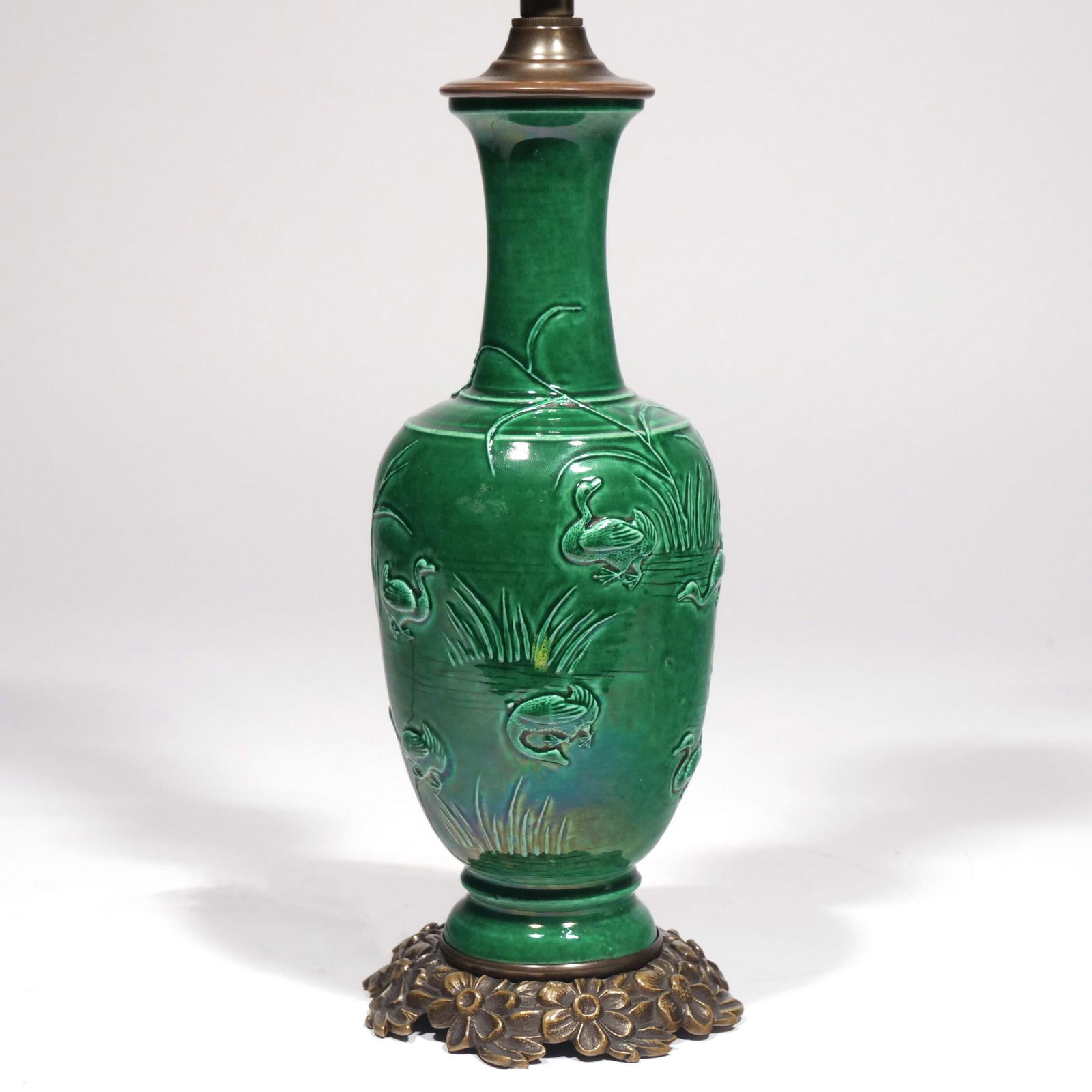 CHINESE PORCELAIN VASE / LAMP (1 of 7)