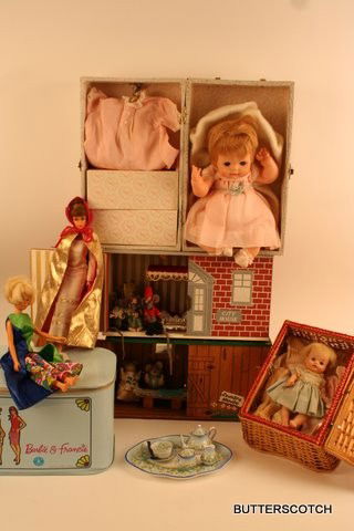 GROUP OF DOLL CLOTHING INCLD. MADAME ALEXANDER: DOLL, DIORAMAS FROM ABERCROMBIE & FITCH, ETC.