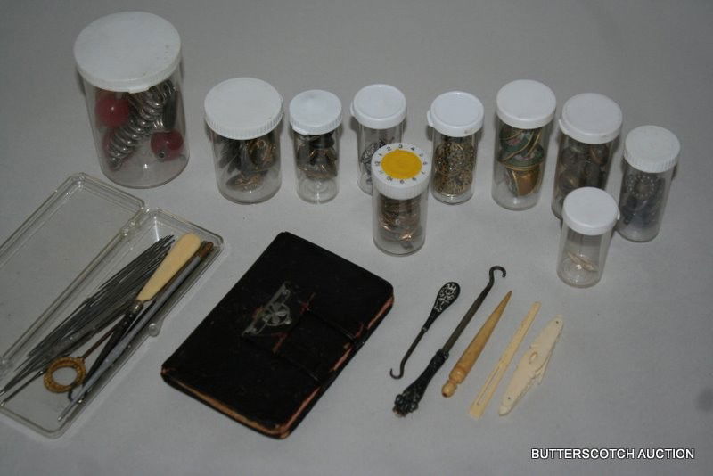 LOT : ANTIQUE SEWING IMPLEMENTS: IVORY/BONE F: NEEDLE CASE, BUTTONS, ETC.