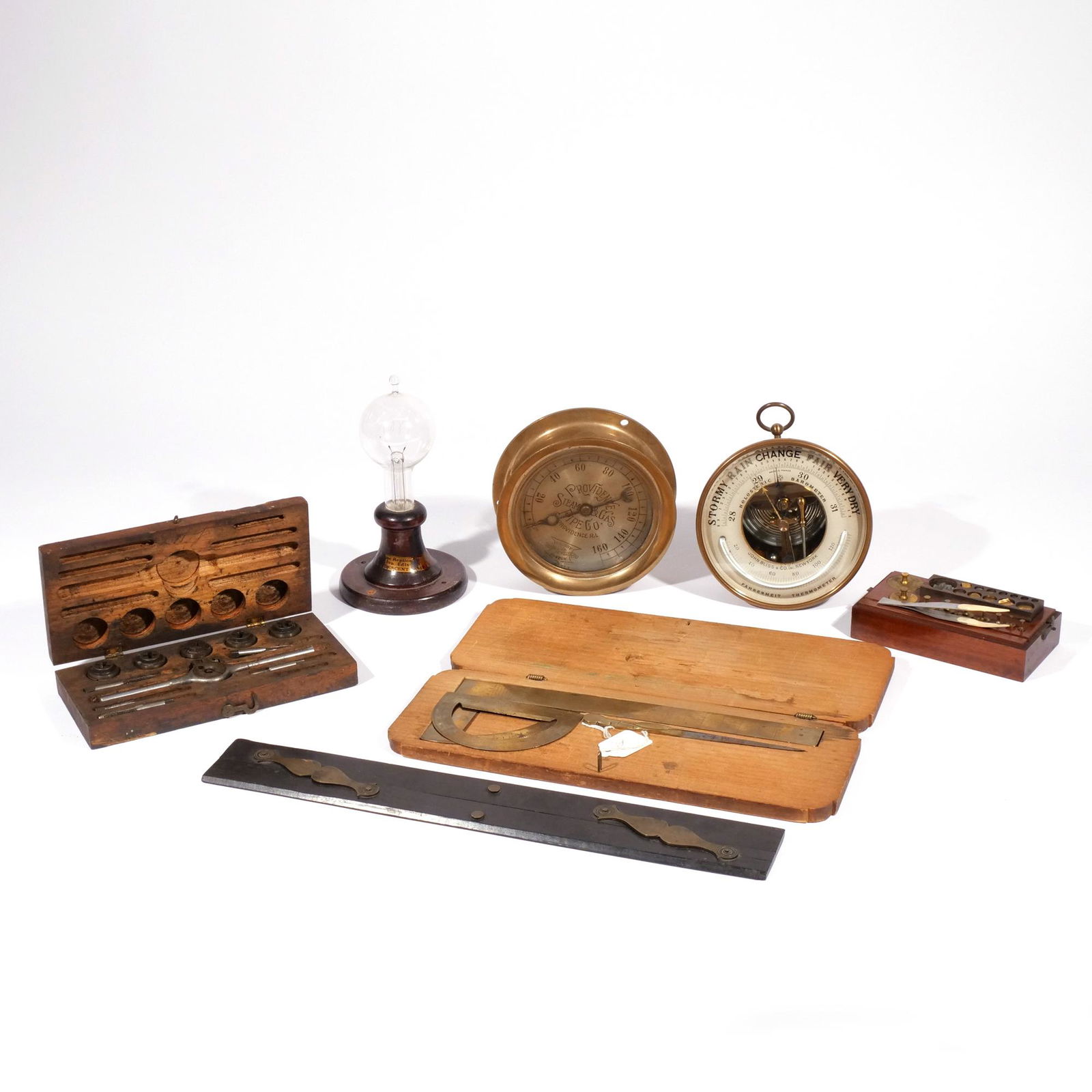 (7pc) ANTIQUE SCIENTIFIC INSTRUMENTS (1 of 11)