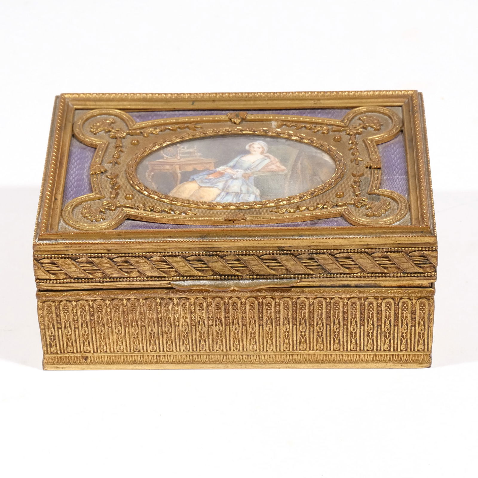 LADY'S NECESSAIRE ENAMEL BOX (1 of 13)