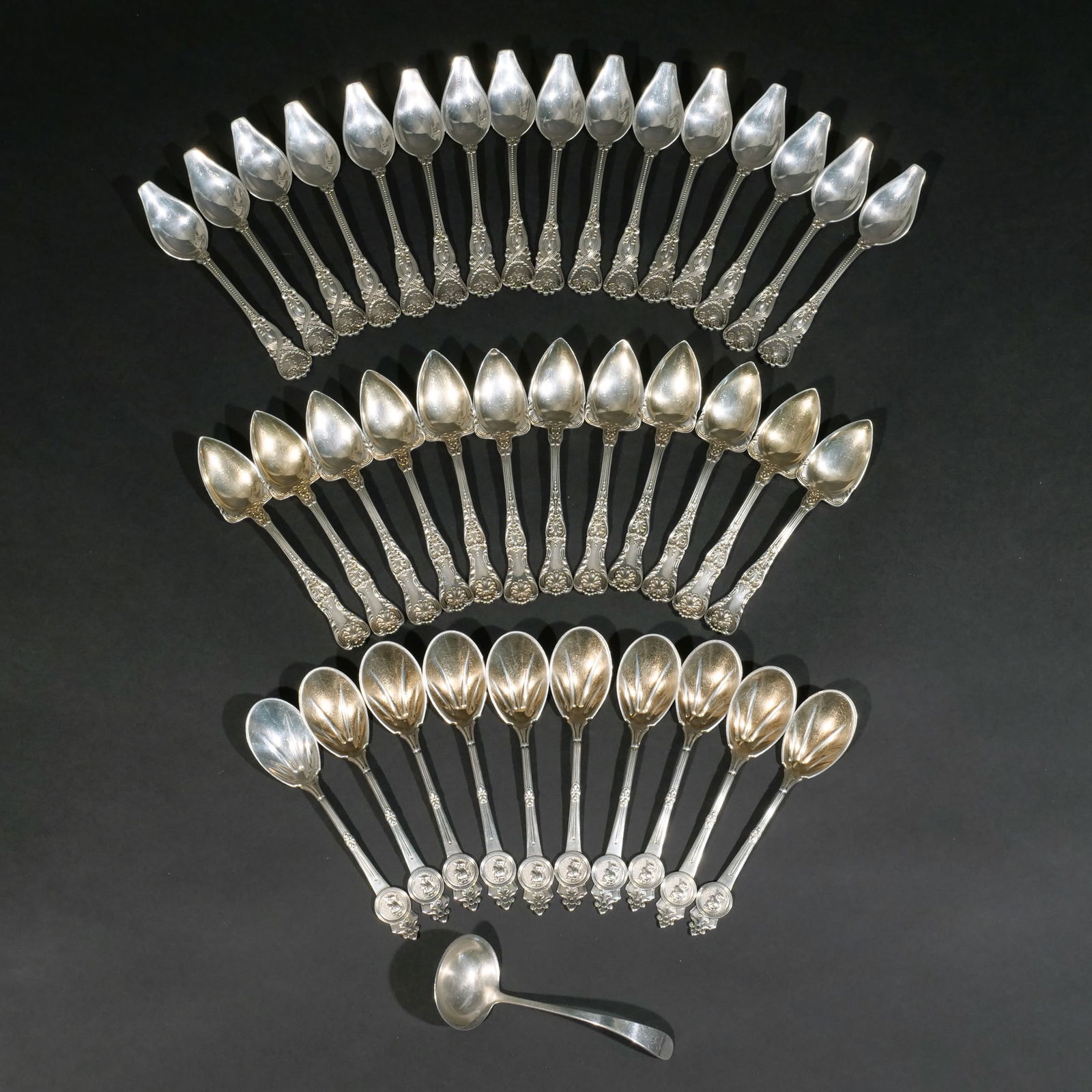 (39pc) MISC. TIFFANY & GORHAM STERLING FLATWARE (1 of 8)