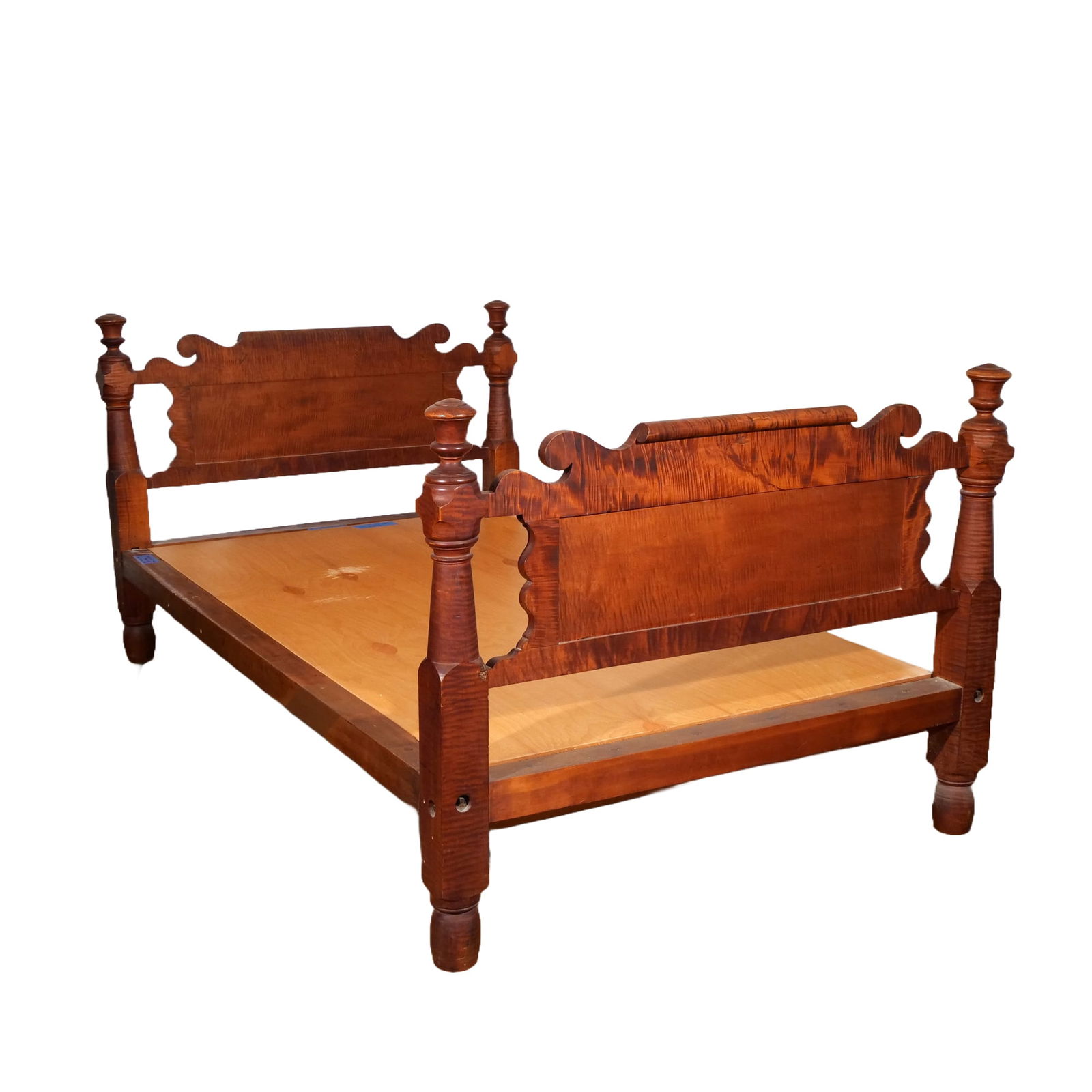 LATE FEDERAL TIGER MAPLE BEDSTEAD (1 of 8)