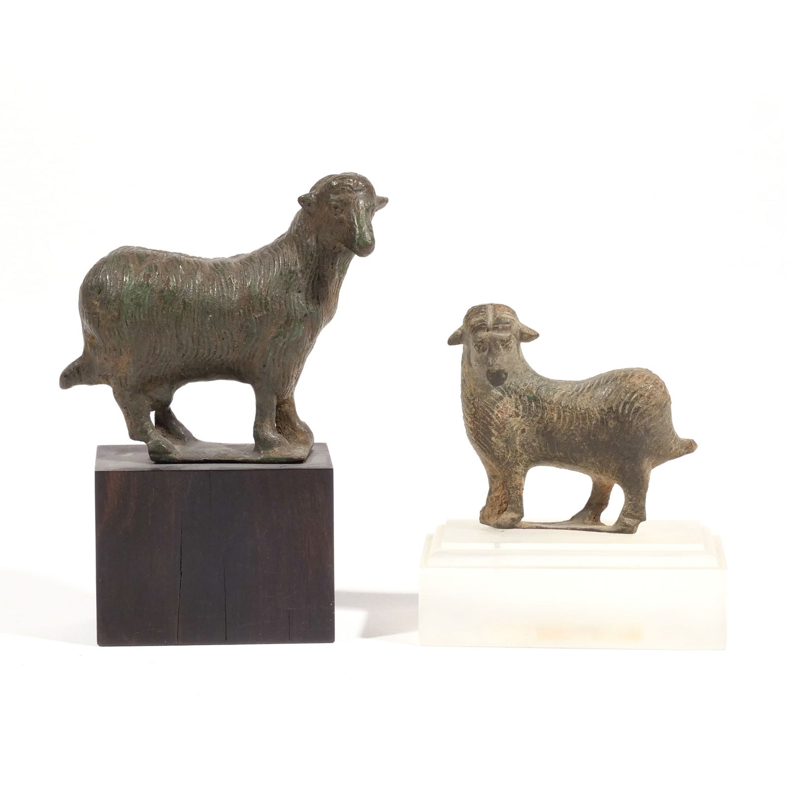 (2pc) ANTIQUITY BRONZE LAMBS (1 of 11)