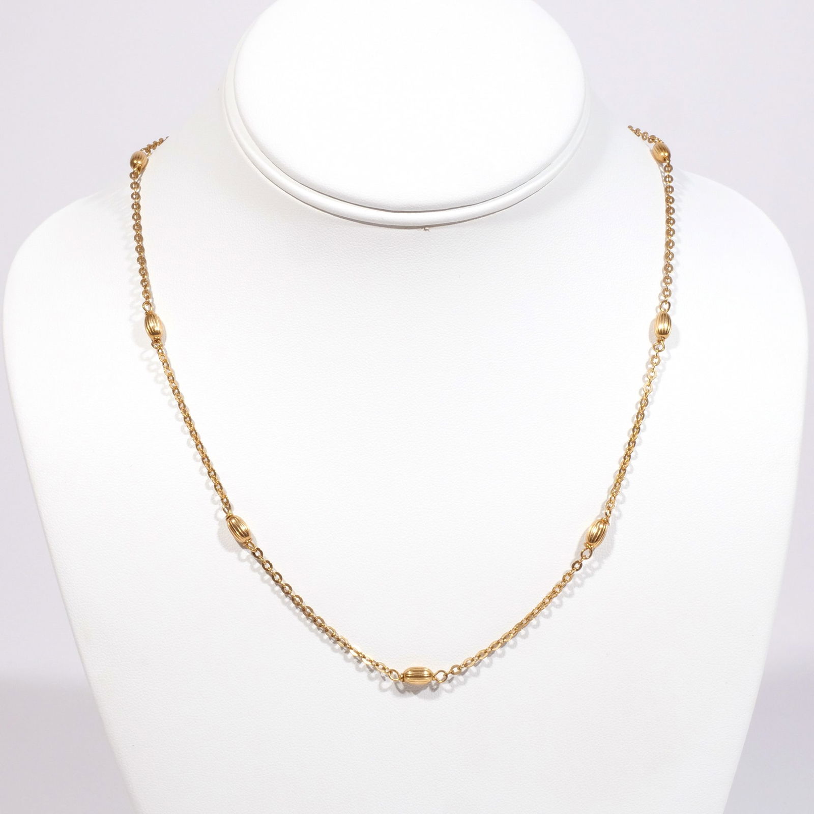 18k YELLOW GOLD CHAIN NECKLACE (1 of 5)
