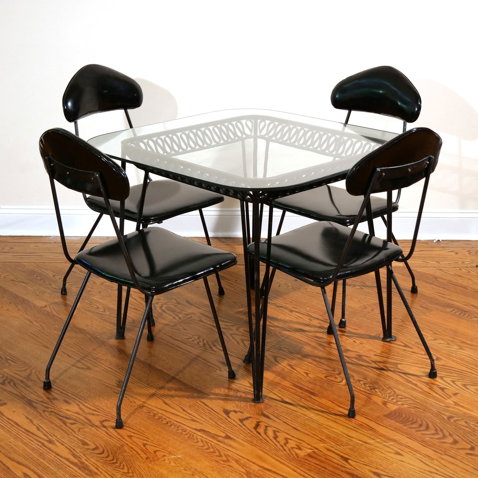 (5pc) TEMPESTINI for SALTERINI TABLE & CHAIRS (1 of 3)
