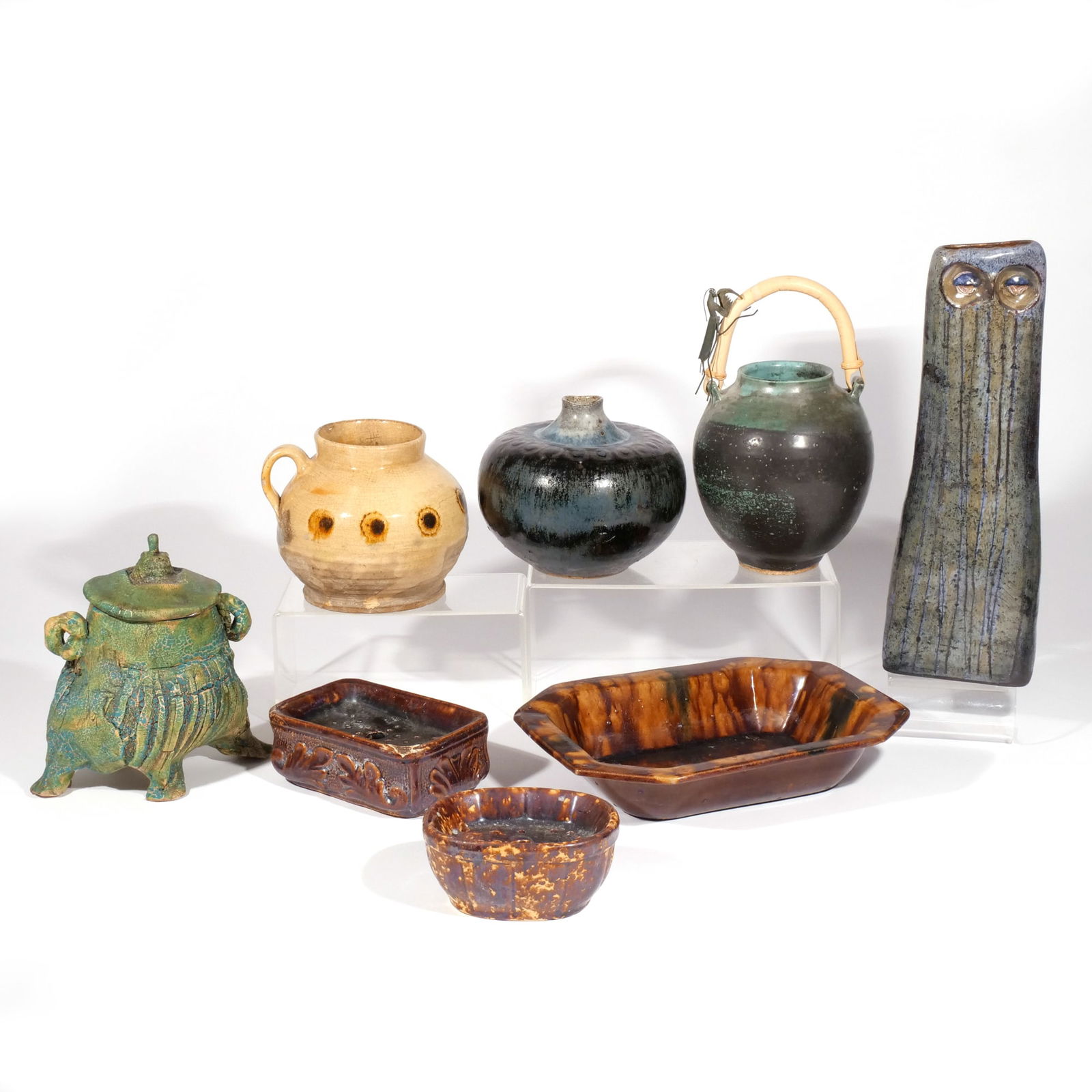 (8pc) COLLECTION of ART POTTERY (1 of 16)