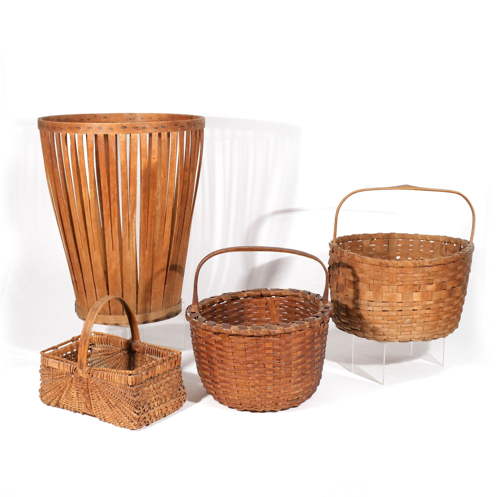 (4pc) SHAKER BASKETS (1 of 11)