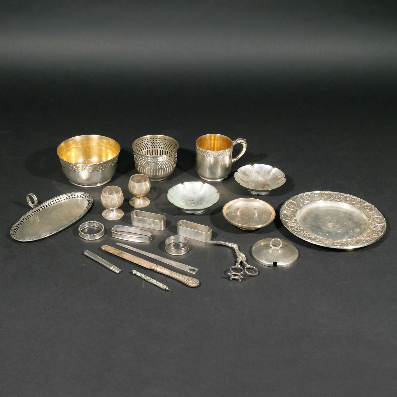 (20pc) ASSORTED STERLING SILVER TABLE ITEMS (1 of 11)