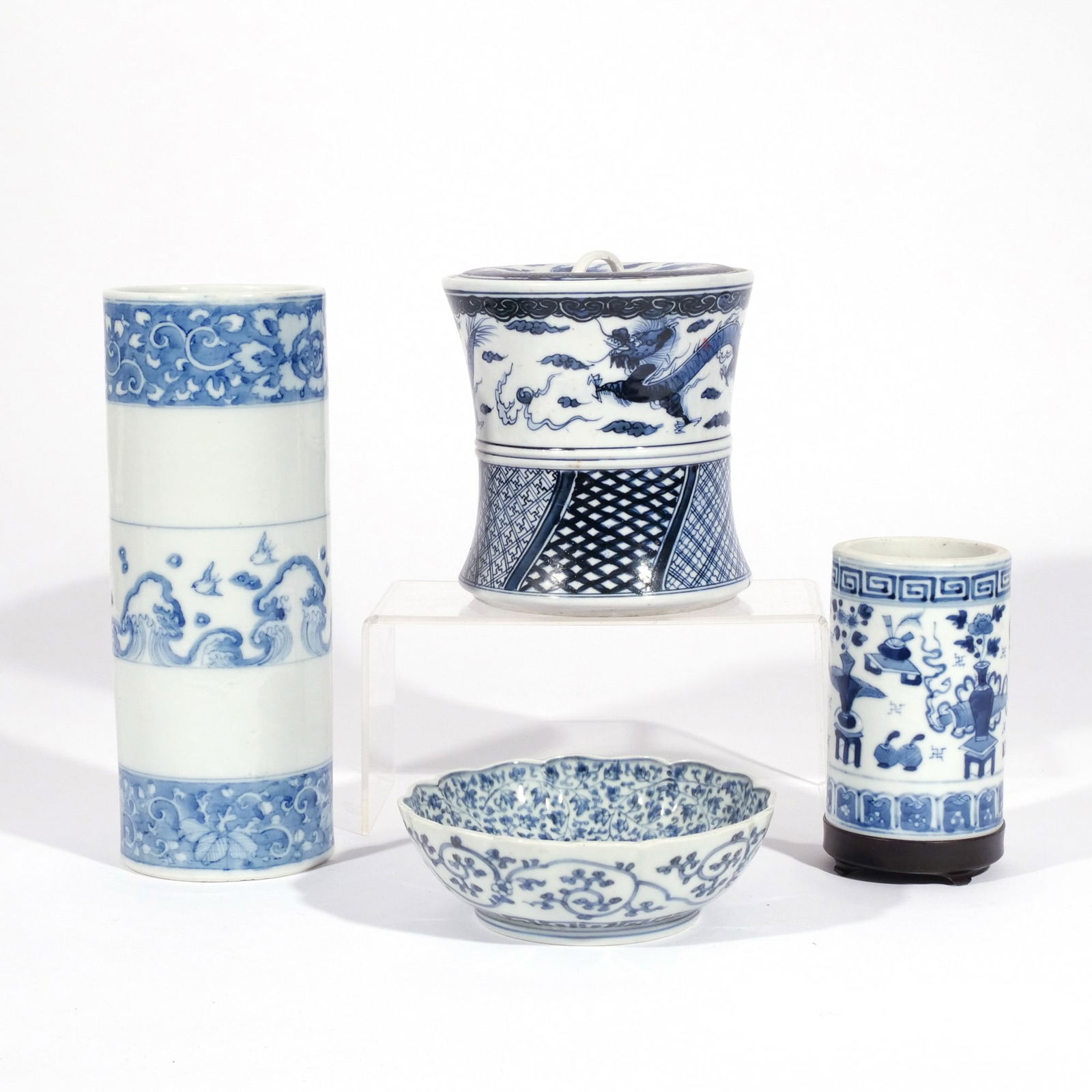 (4pc)  CHINESE BLUE & WHITE PORCELAIN (1 of 12)