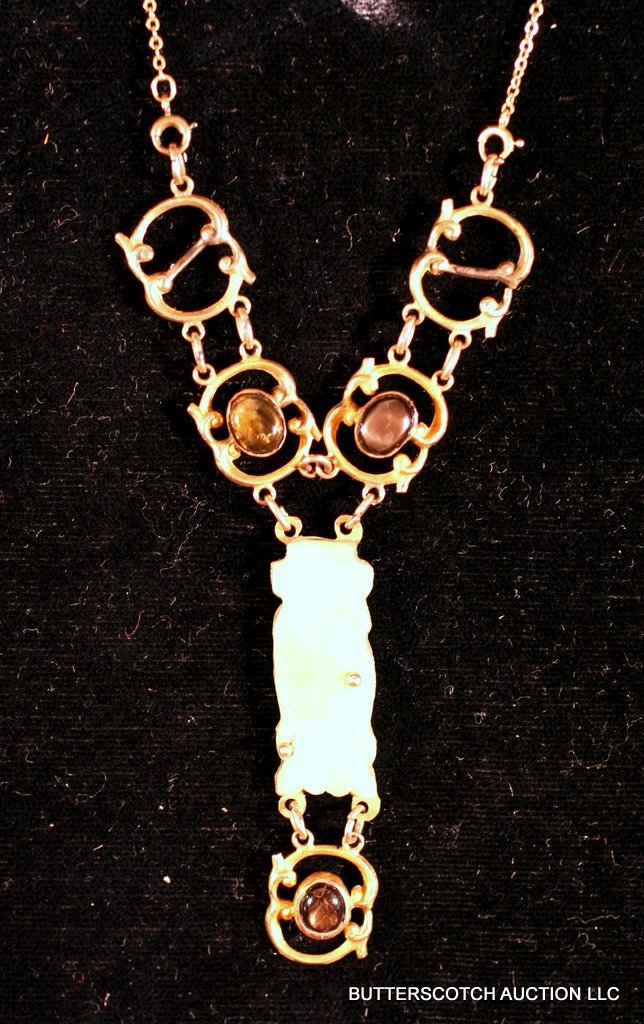 85) 14KYG NECKLACE W/ THREE MOONSTONE-LIKE CABOCHONS: AND A CARVED JADE FIGURE, JADE PIECE L: 1"