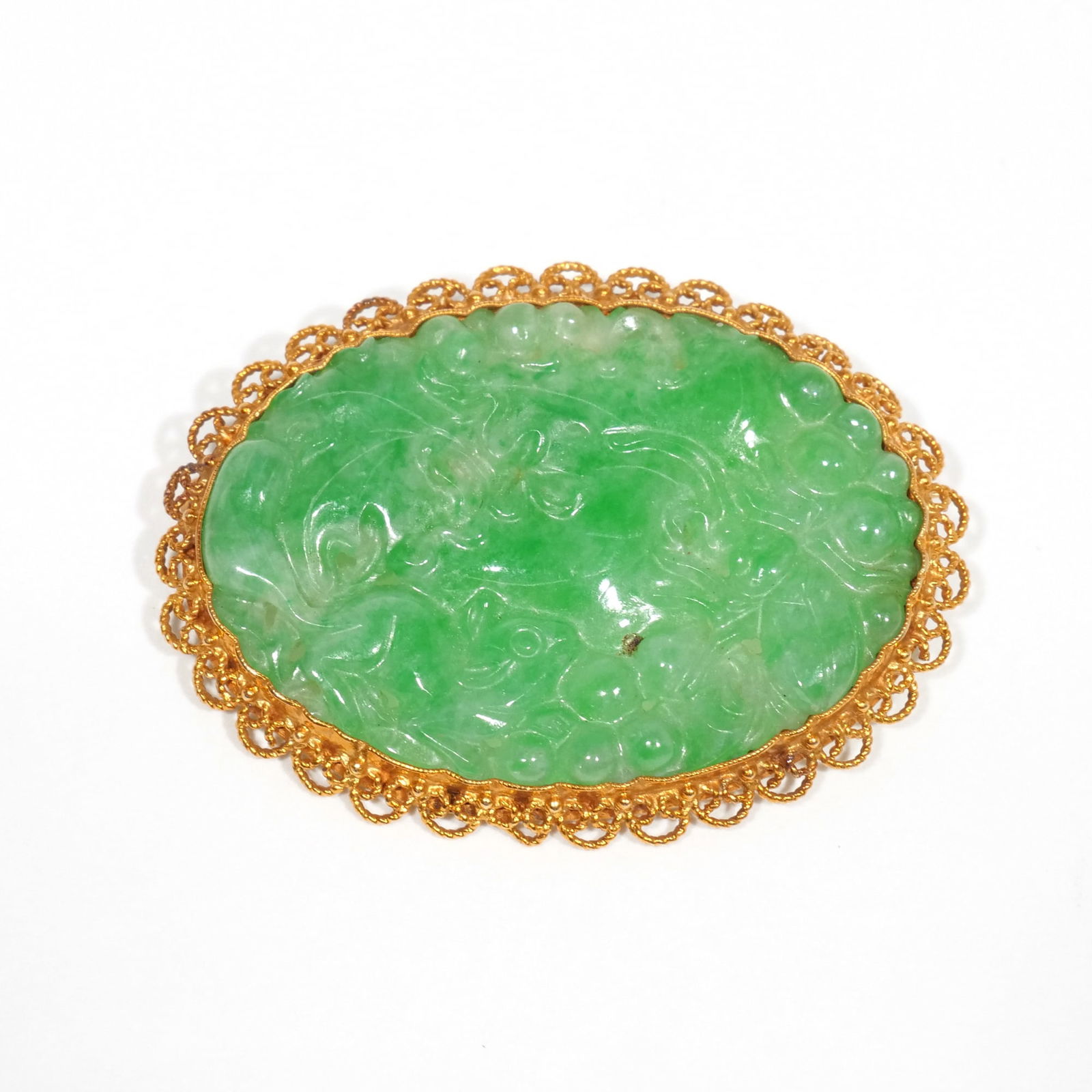 14k GOLD & CARVED JADE PIN (1 of 4)