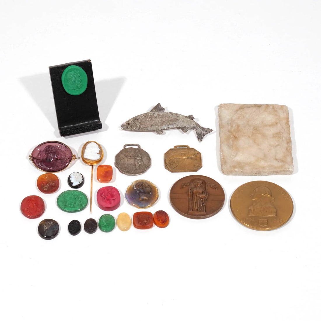 GROUP of CAMEOS, INTAGLIOS AND MEDALLIONS (1 of 10)