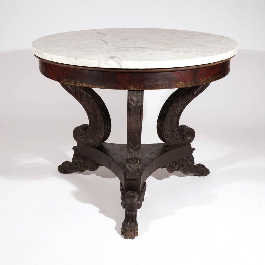 AMERICAN CLASSICAL MAHOGANY CENTRE TABLE (1 of 10)