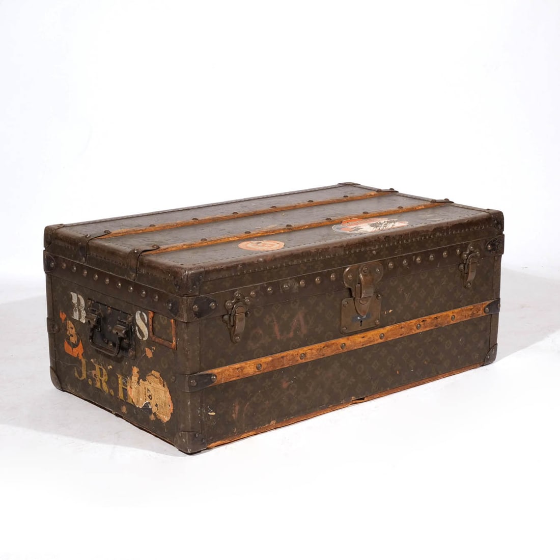 LOUIS VUITTON STEAMER TRUNK (1 of 15)