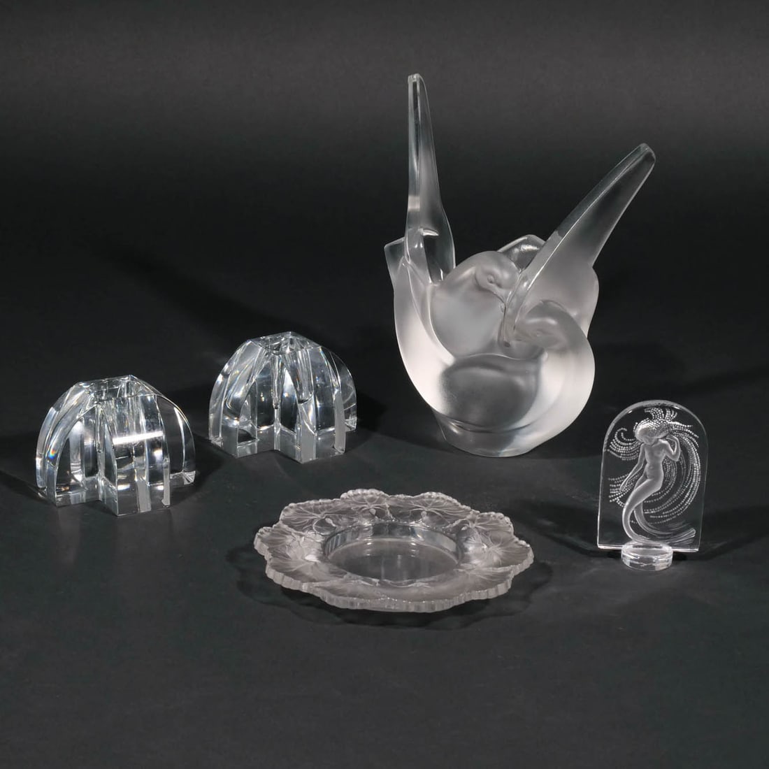 (5pc) LALIQUE & BACCARAT CRYSTAL ITEMS: including a Lalique frosted glass vase decorated with two birds, with removable flower frog, signed Lalique France on base of vase,a small Lalique paperweight statue with an etched figure of a nude wa