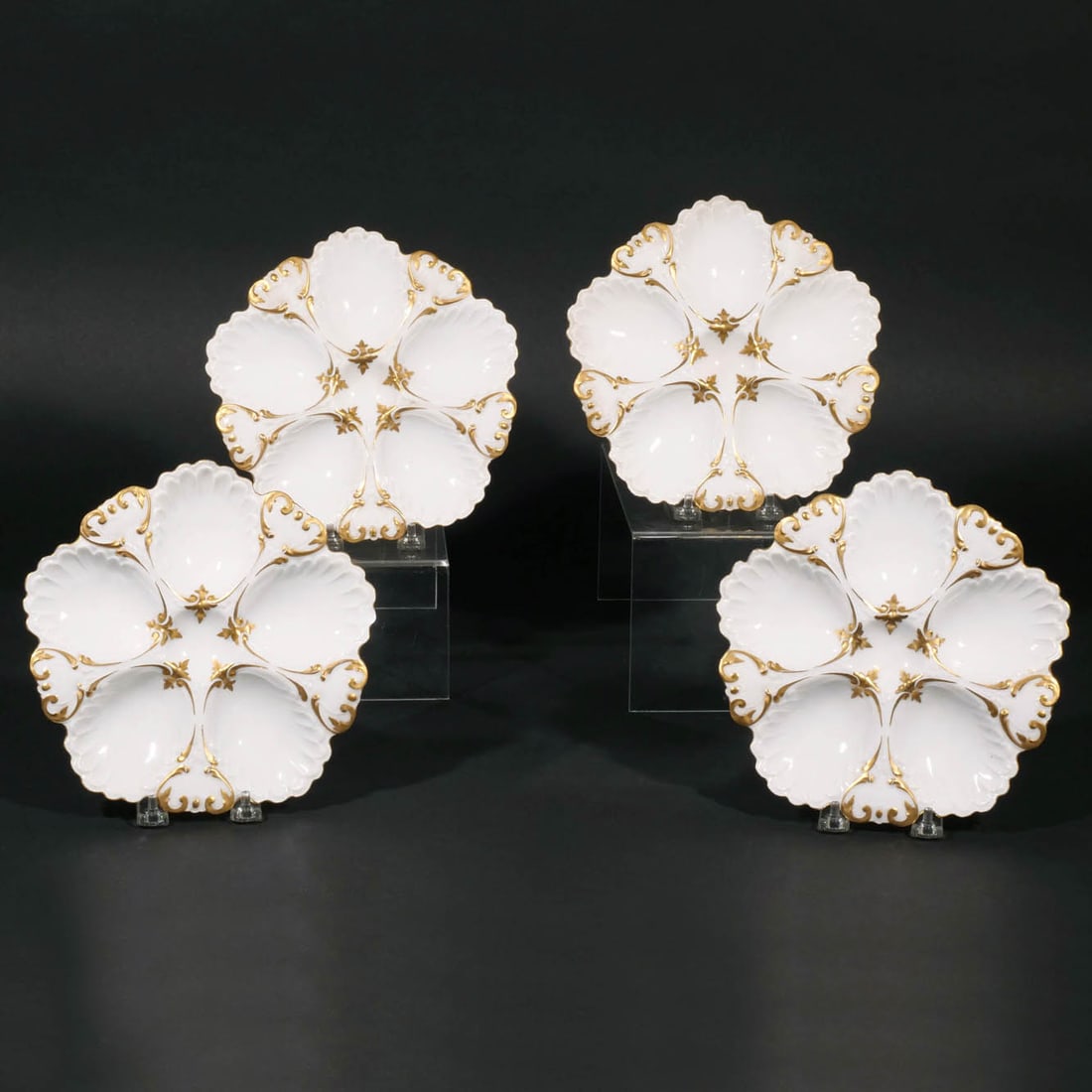 (4pc) CONTINENTAL PORCELAIN OYSTER PLATES (1 of 4)
