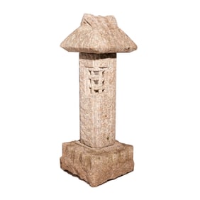 JAPANESE IKEKOMI-DORO GARDEN LANTERN