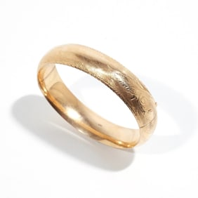 14K GOLD ETCHED HARD BANGLE