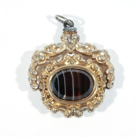 VICTORIAN GOLD & BANDED AGATE WATCH FOB