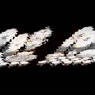 (107pc) HEREND PORCELAIN PHEASANT PATTERN CHINA: Including a covered jar, a gravy boat, a covered box with rose finial [with chips to rose], a teapot with rose finial, a triangle serving dish, 2 round platters, a round bowl, 4 oval platters (largest