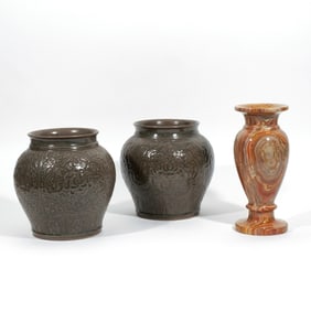 (3pc) CHINESE & AGATE VASES