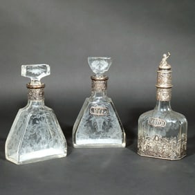 (3pc) CONTINENTAL GLASS DECANTERS