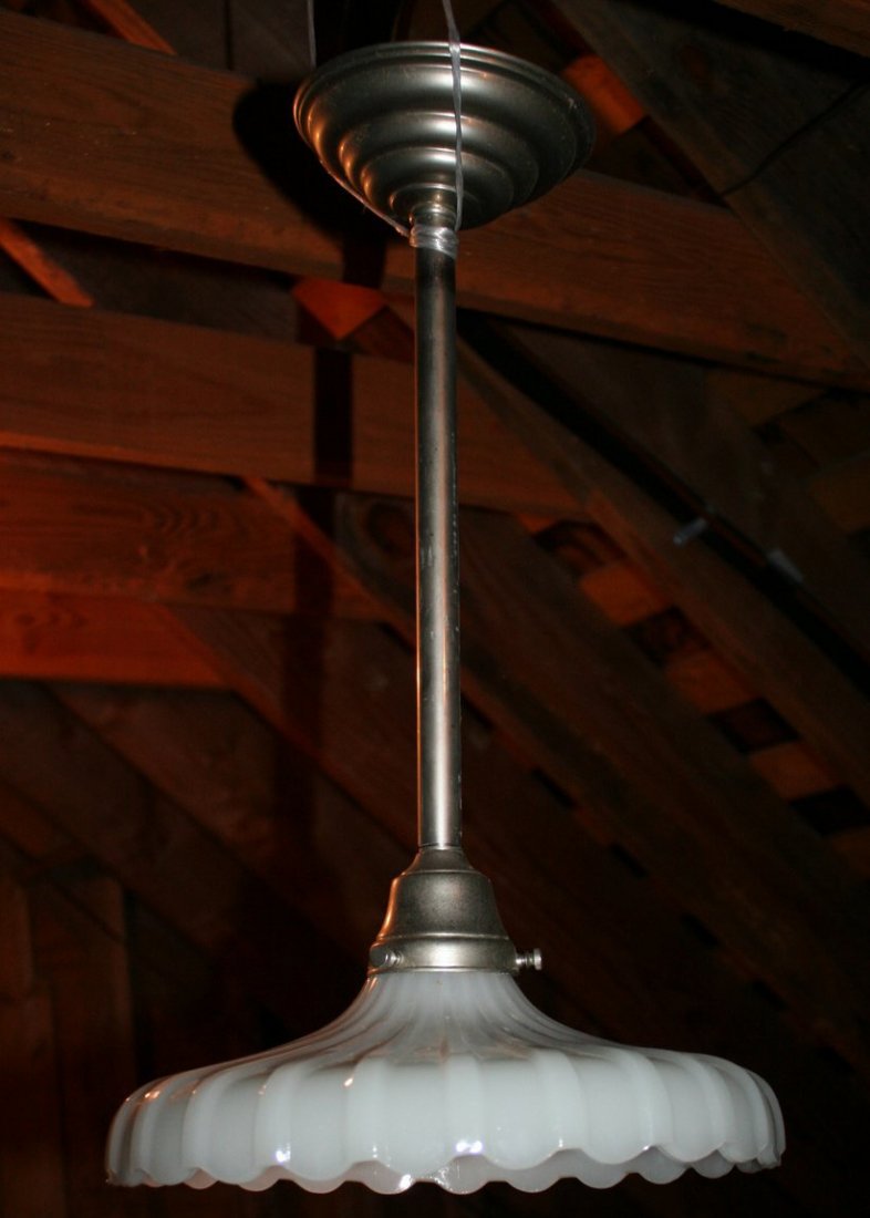 409) SET 3 CEILING FIXTURES WITH 6 COLORED CLAM-BROTH: SHADES, H: 18" diameter of shade: 11"