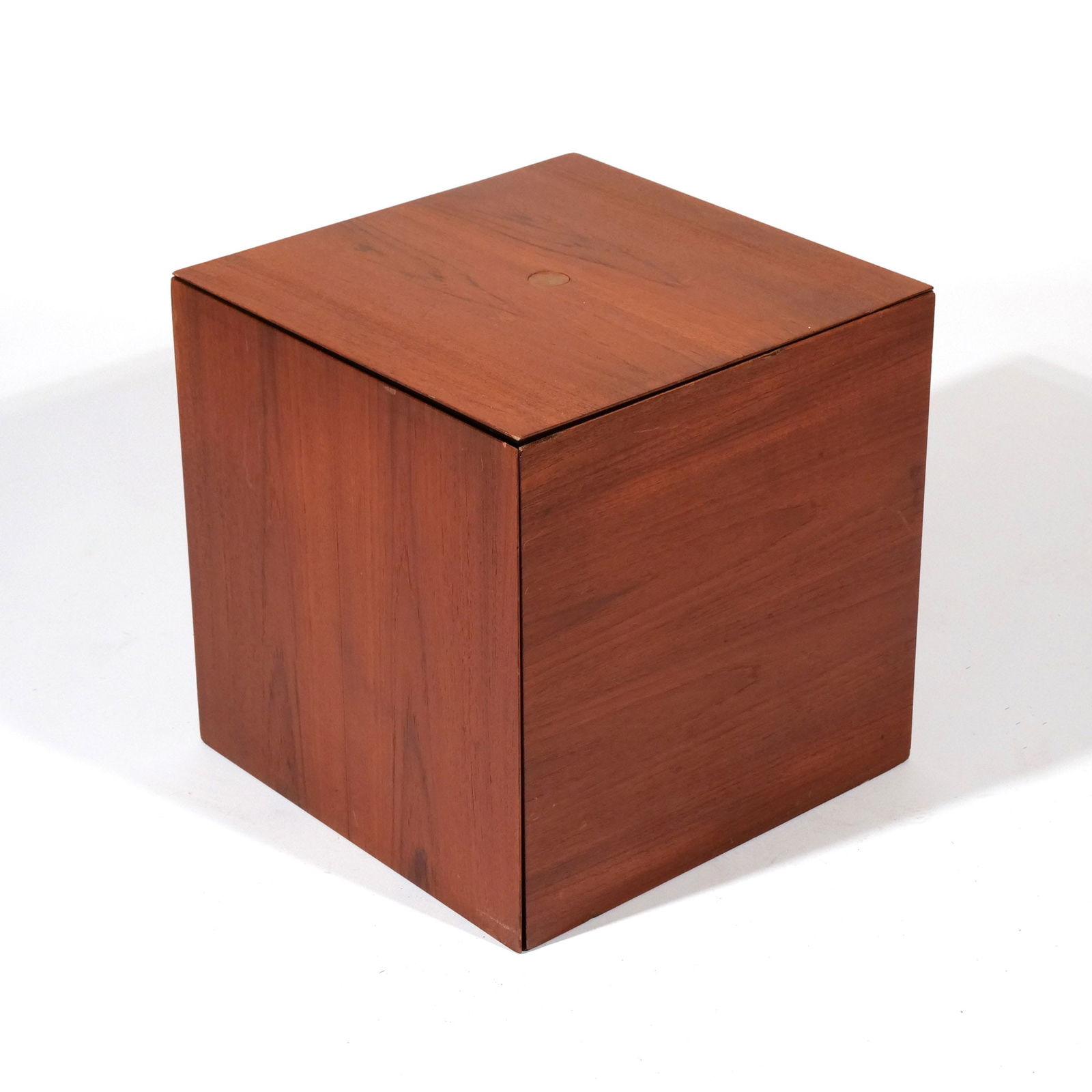 POUL NØRREKLIT for GEORG PETERSENS MOBELFABRIK (1 of 9)