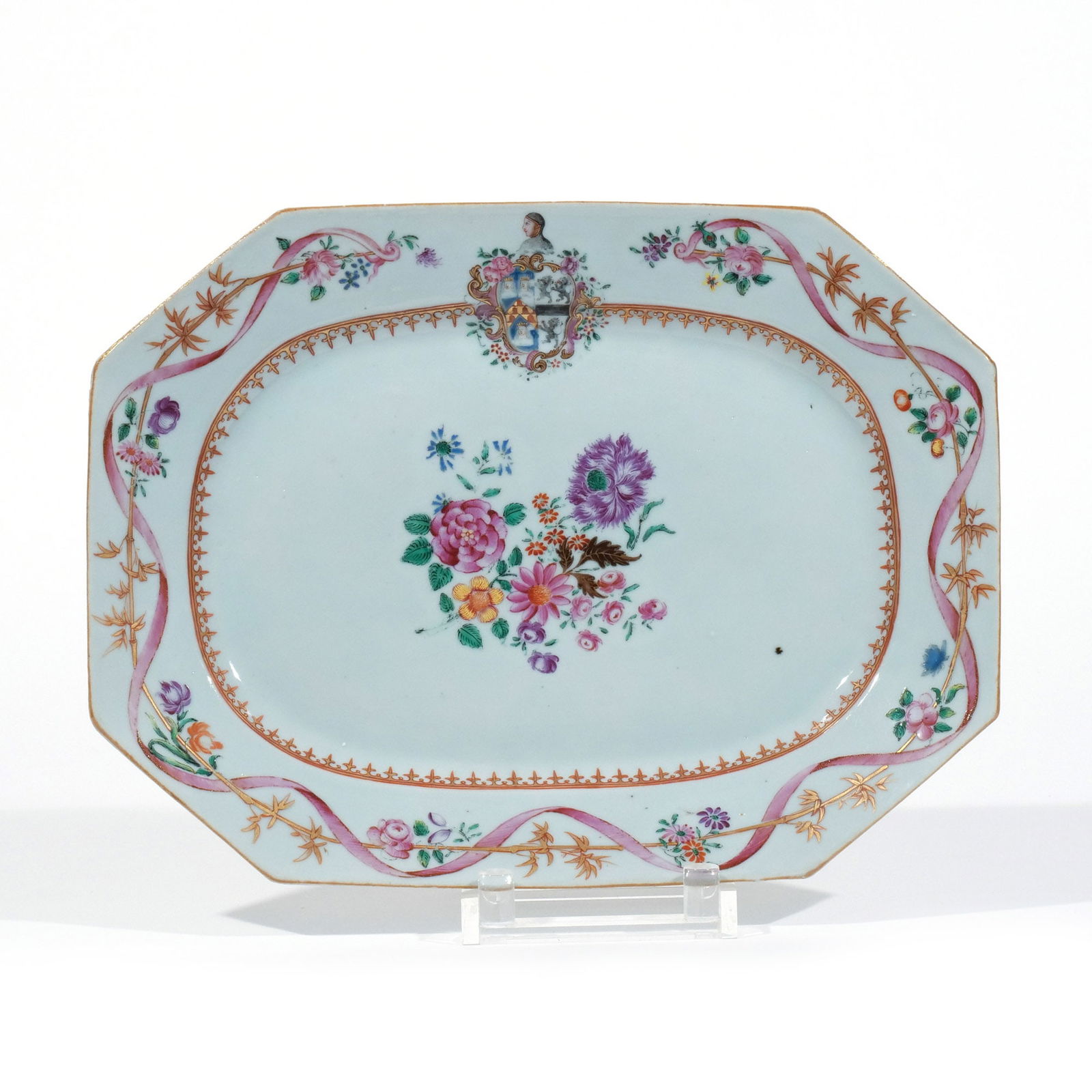 CHINESE EXPORT ARMORIAL PORCELAIN PLATTER (1 of 9)