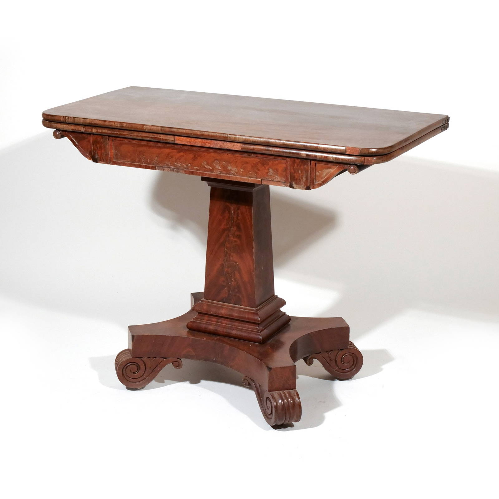 BOSTON CLASSICAL MAHOGANY GAMESTABLE BY ISAAC VOSE