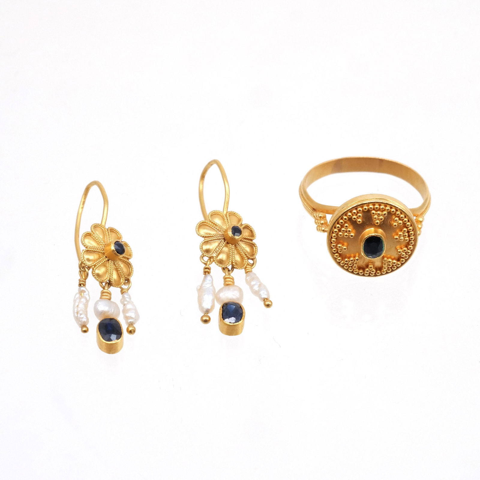 (3pc) 22k GOLD ETRUSCAN REVIVAL MINI PARURE (1 of 8)