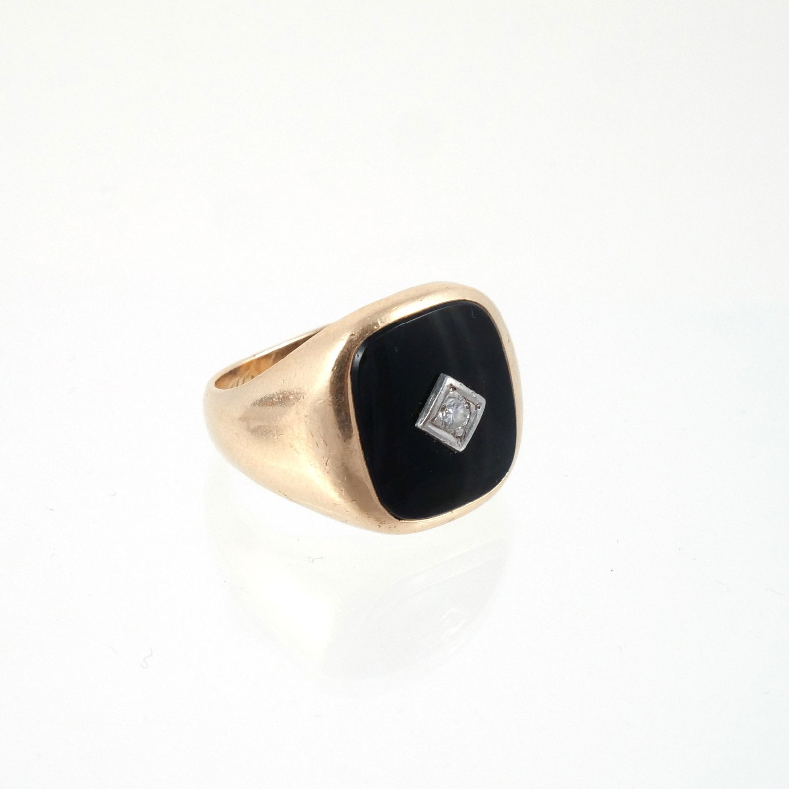 14k GOLD, JET, & DIAMOND MEN'S RING (1 of 5)