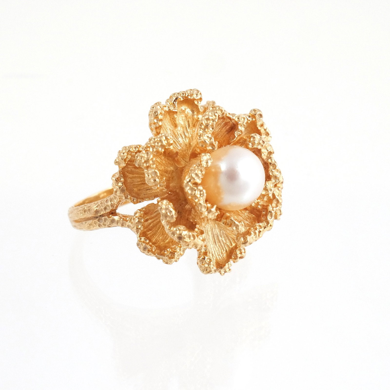 18K GOLD AND PEARL FLOWER RING (1 of 5)