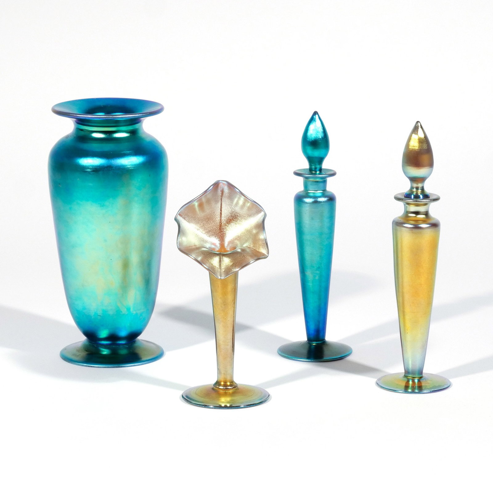 (4pc) STEUBEN BLUE & GOLD AURENE GLASS VASES (1 of 9)