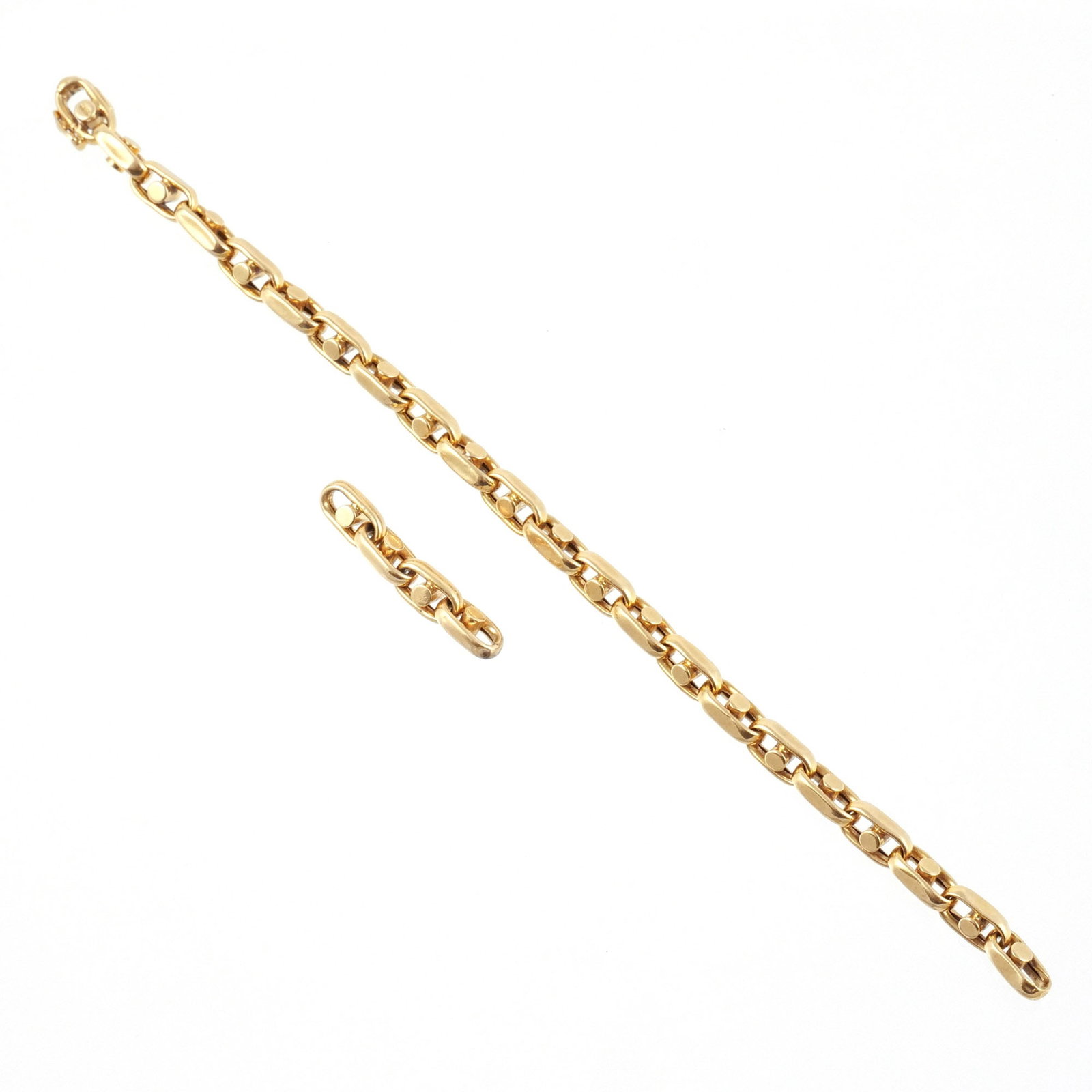 18K GOLD ANCHOR LINK BRACELET (1 of 4)