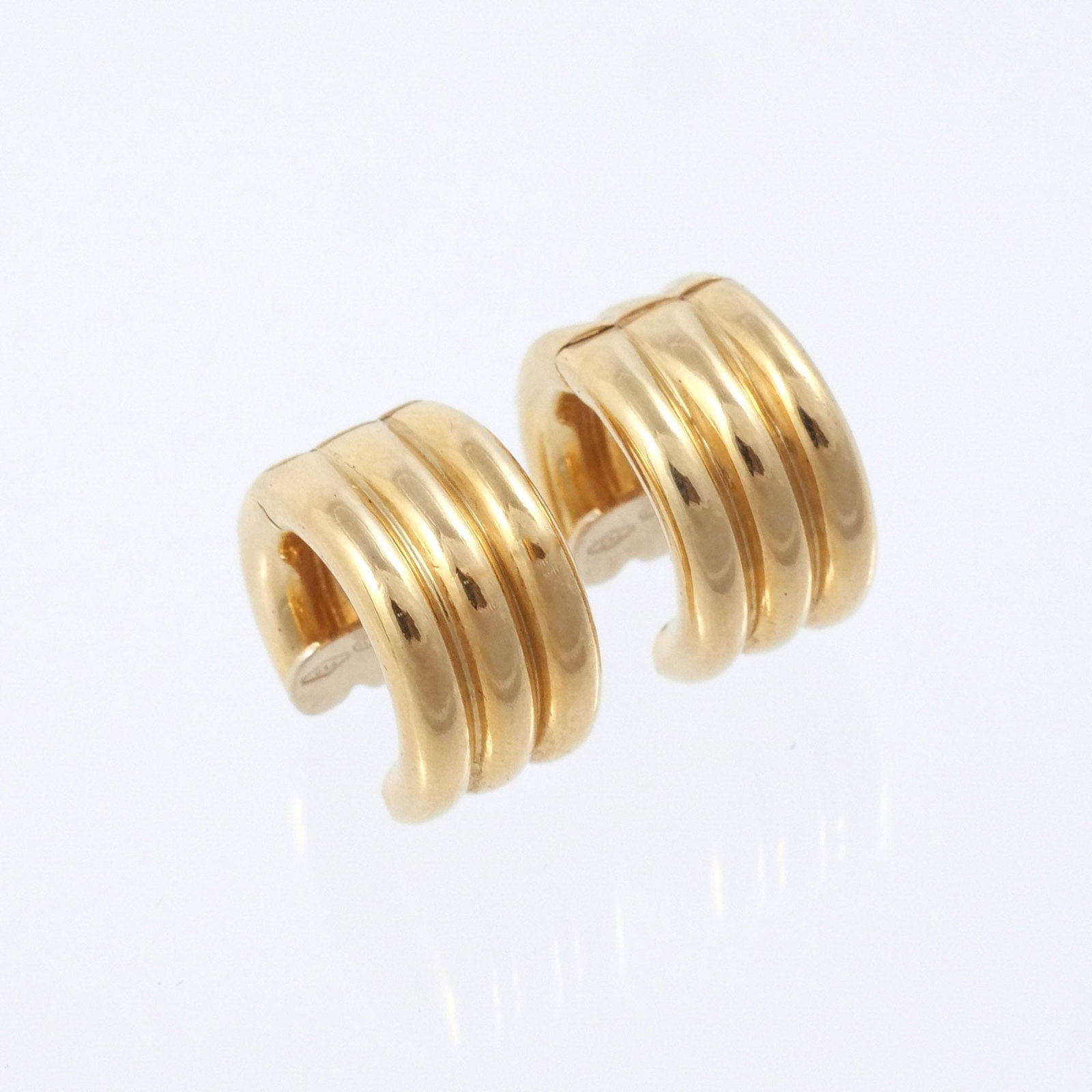 PAIR of ROBERTO COIN ITALIAN 18K GOLD EARRINGS (1 of 6)