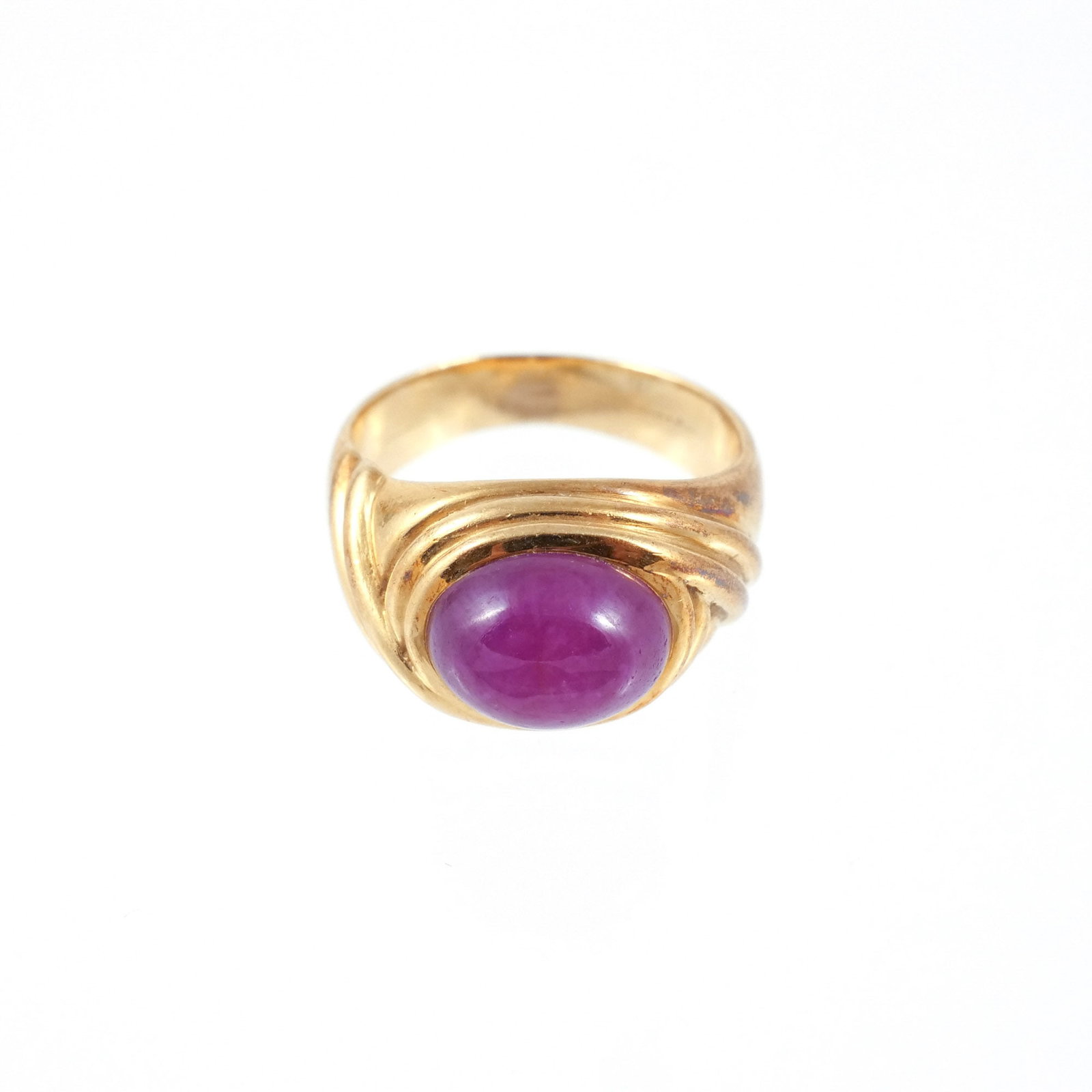 18K GOLD AND RUBY CABOCHON RING - 2