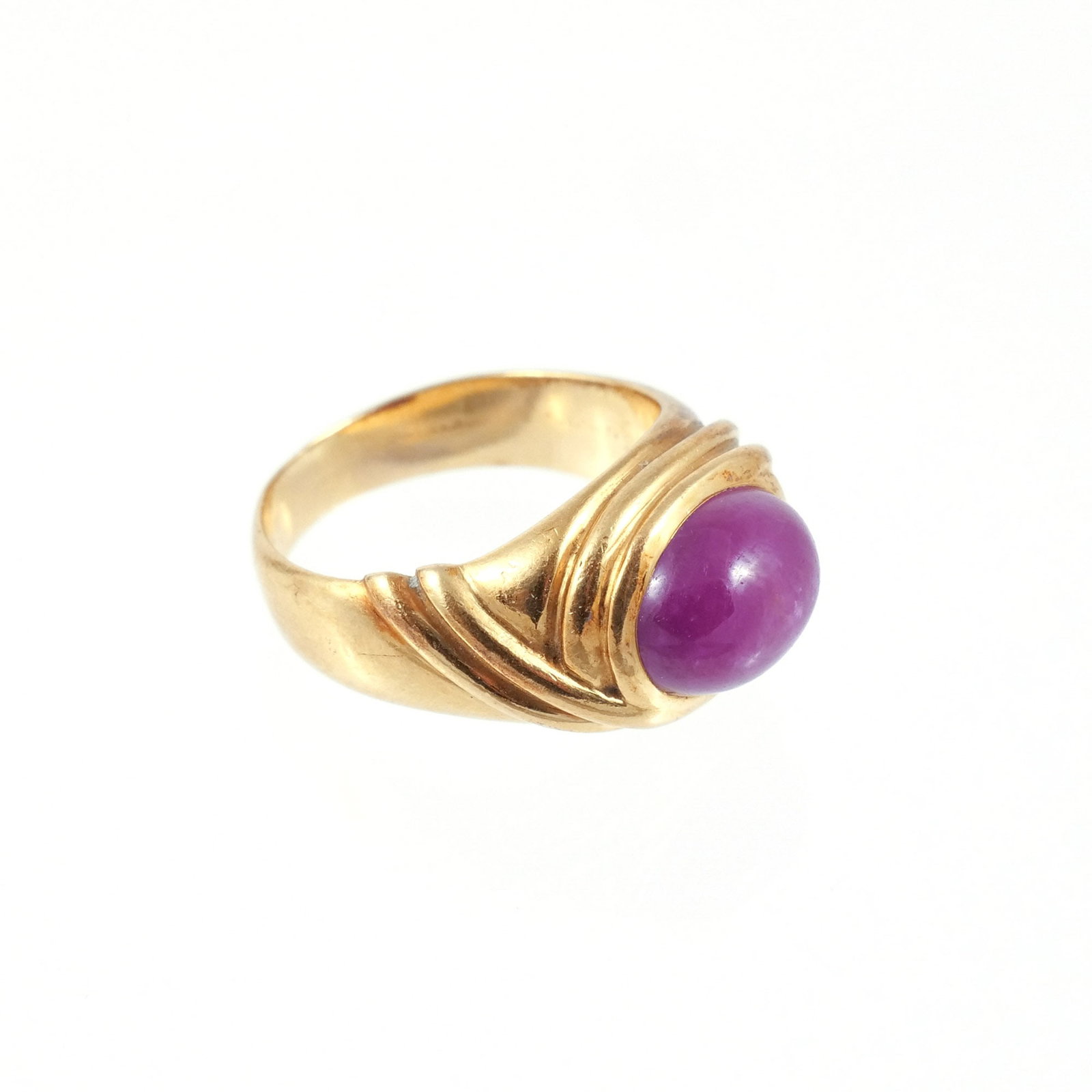 18K GOLD AND RUBY CABOCHON RING - 3
