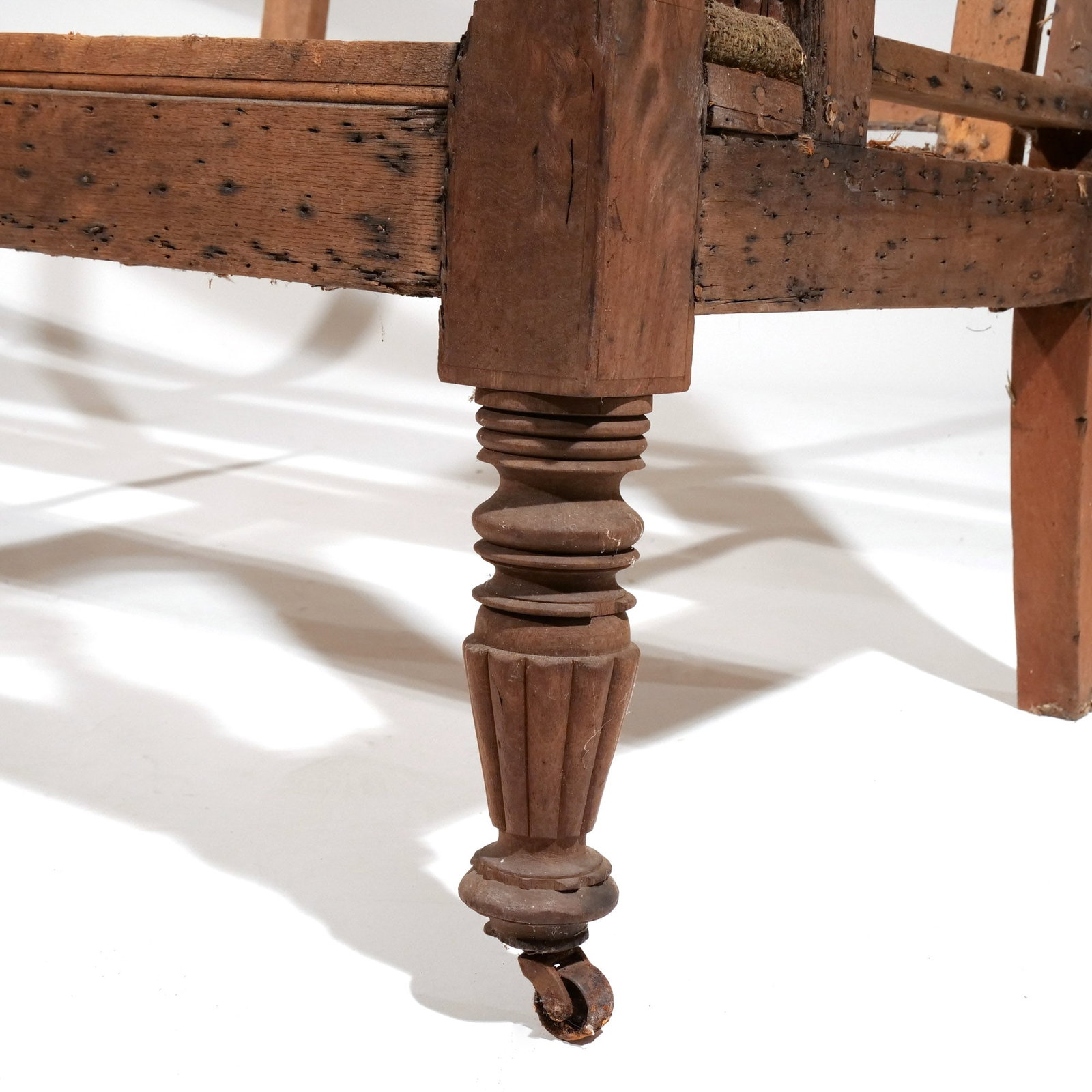 AMERICAN CLASSICAL WALNUT SOFA - 6