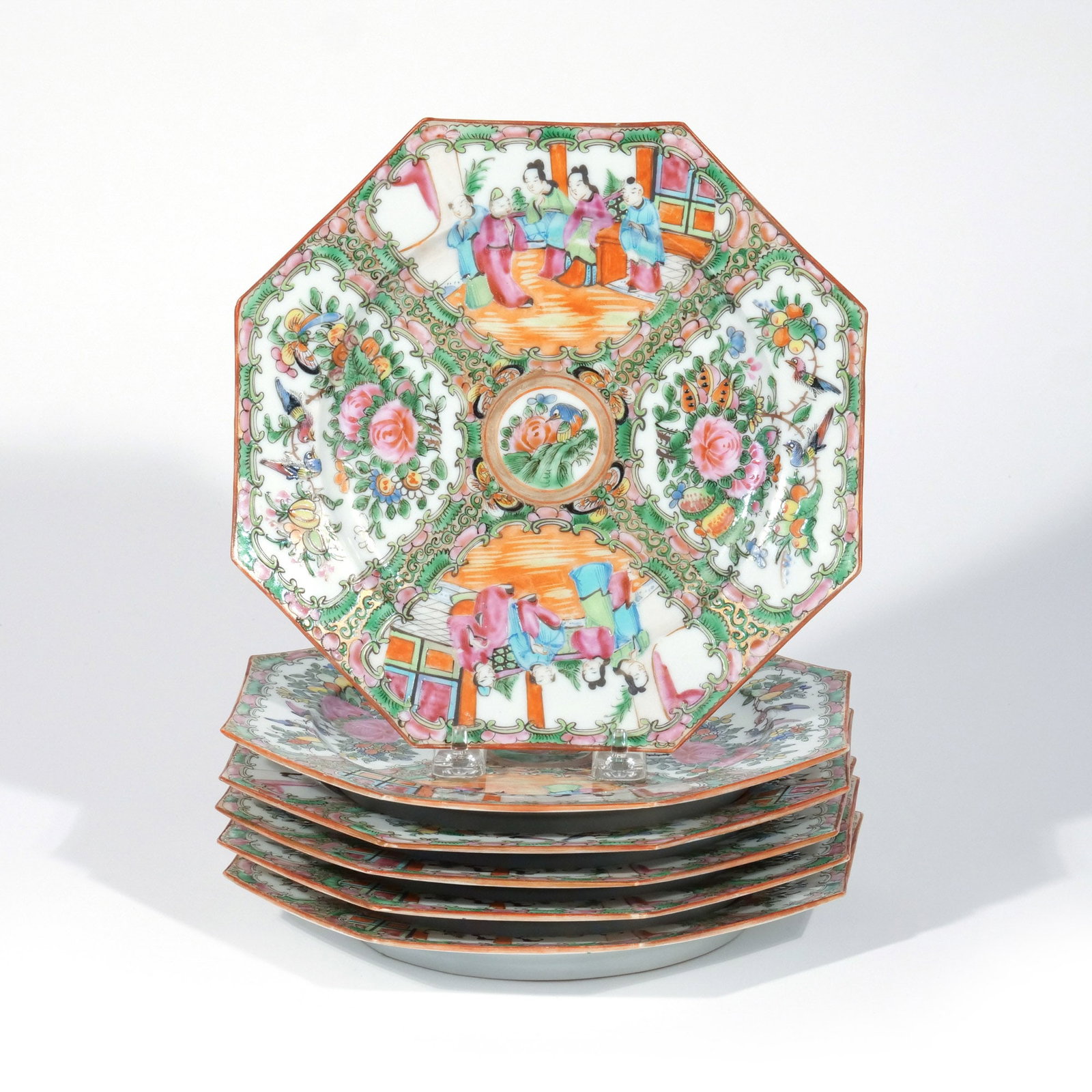 (6pc) CHINESE ROSE MEDALLION DESSERT PLATES (1 of 9)