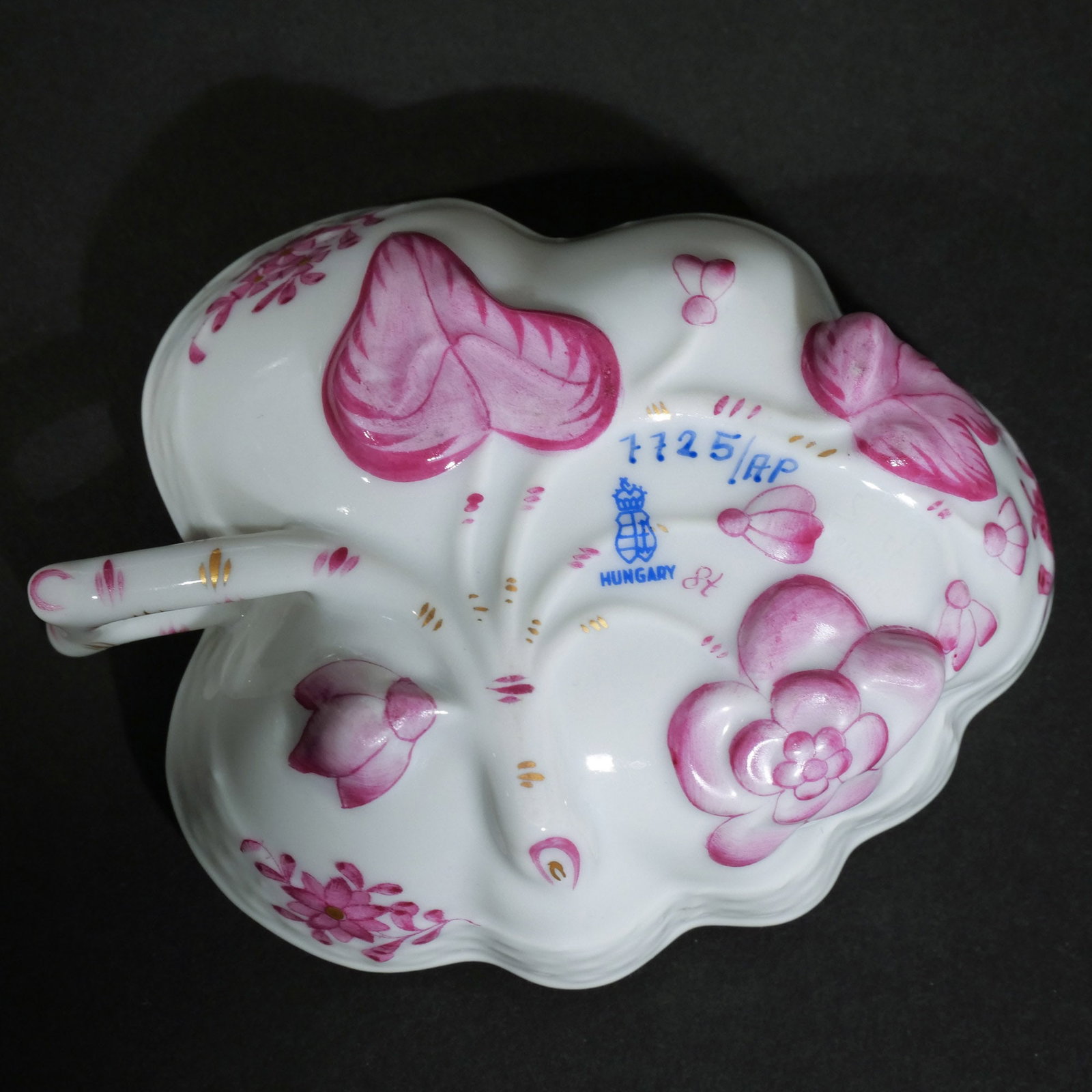 (19pc) MISC. HEREND TABLEWARE - 5