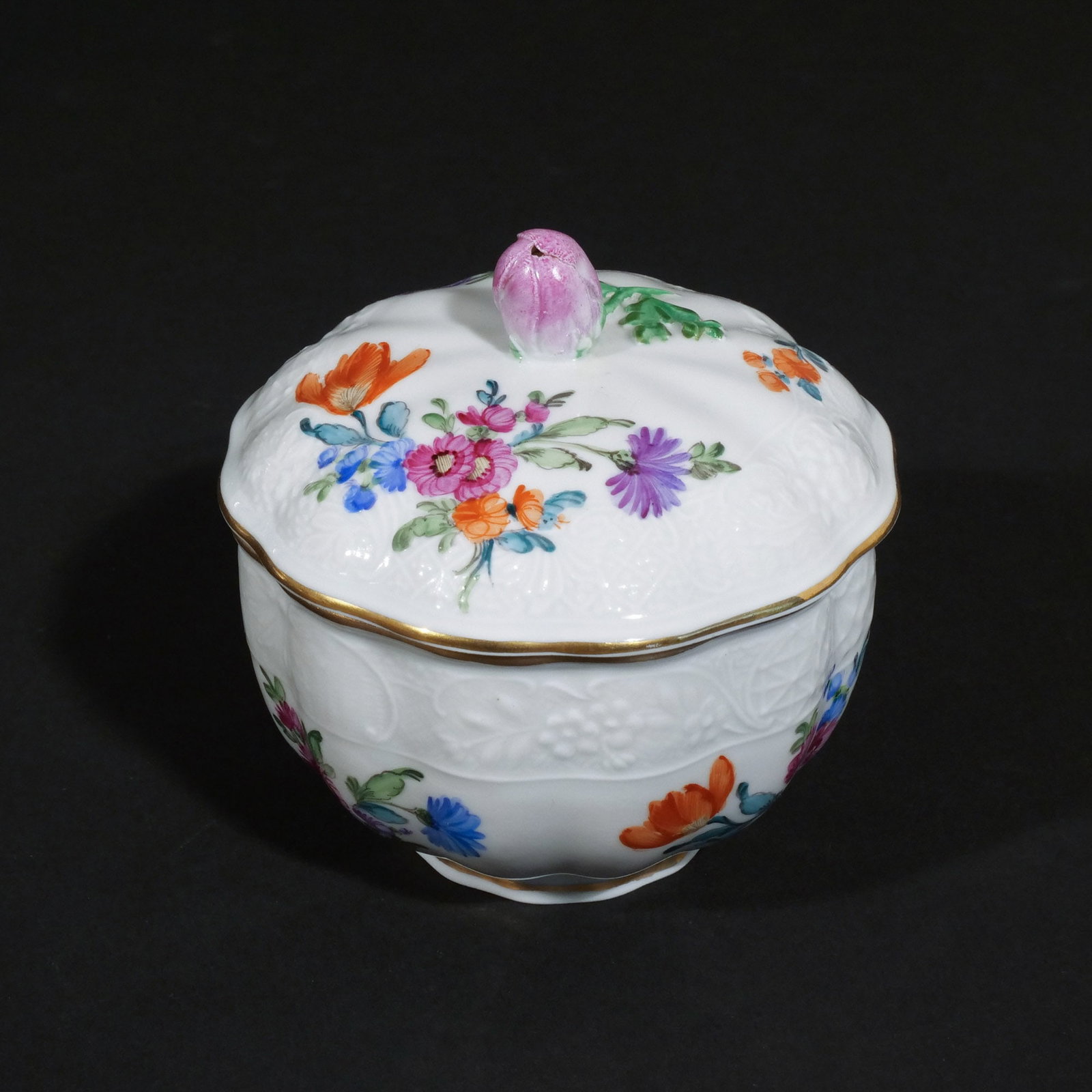 (19pc) MISC. HEREND TABLEWARE - 8