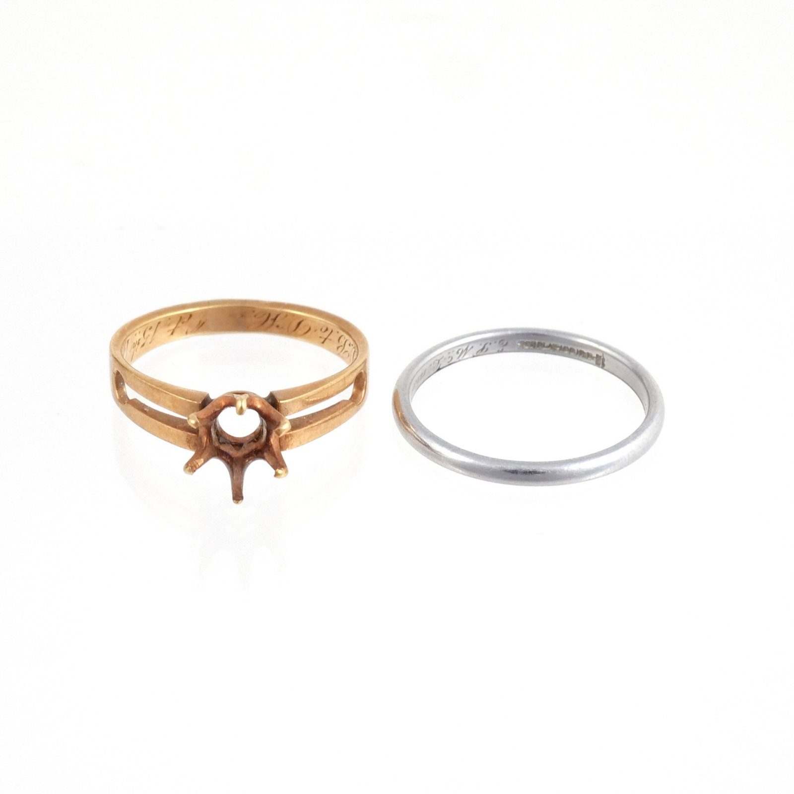 (2pc) LADY'S PLATINUM WEDDING BAND & 14K GOLD RING (1 of 5)