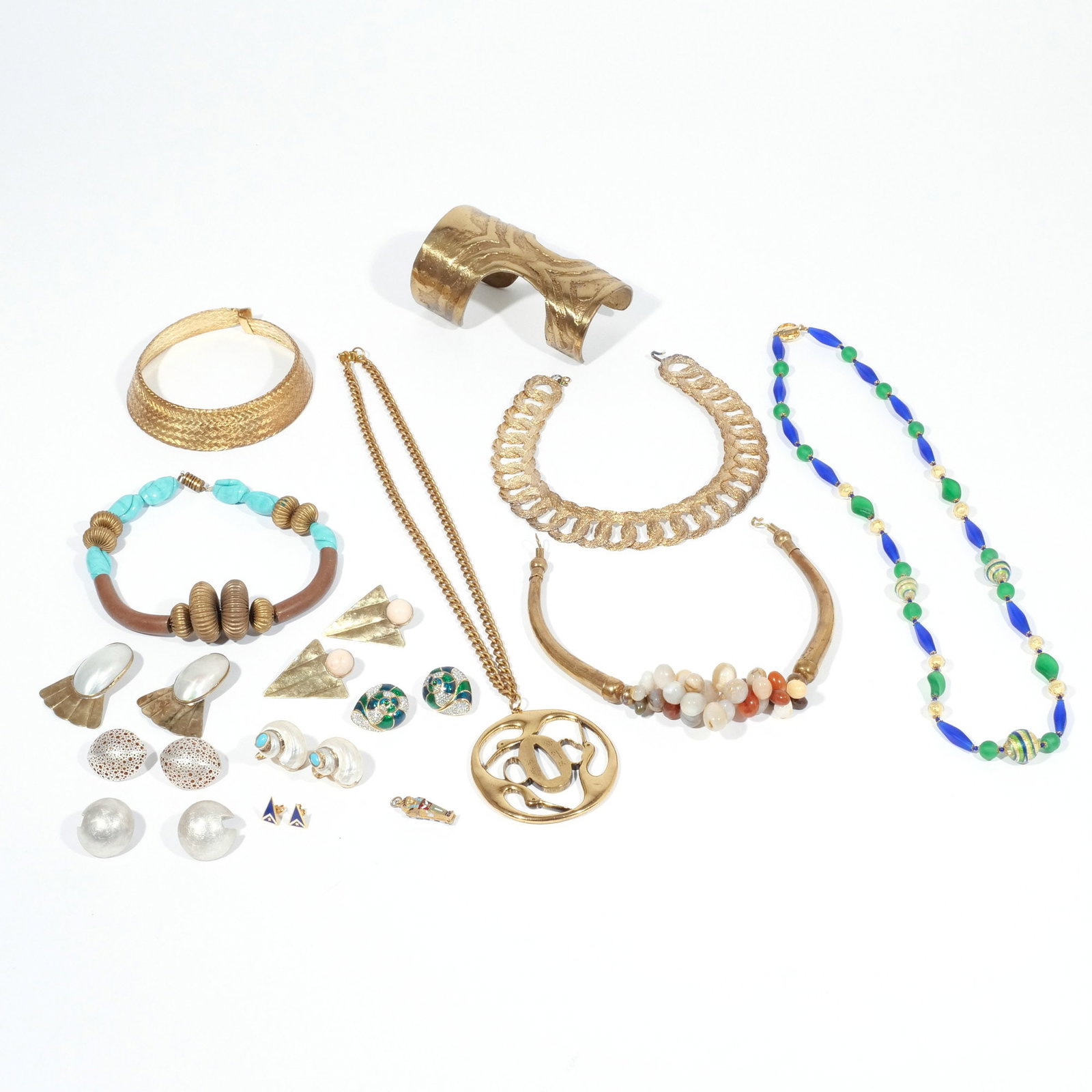 (21pc) GROUP OF COSTUME JEWELRY (1 of 13)