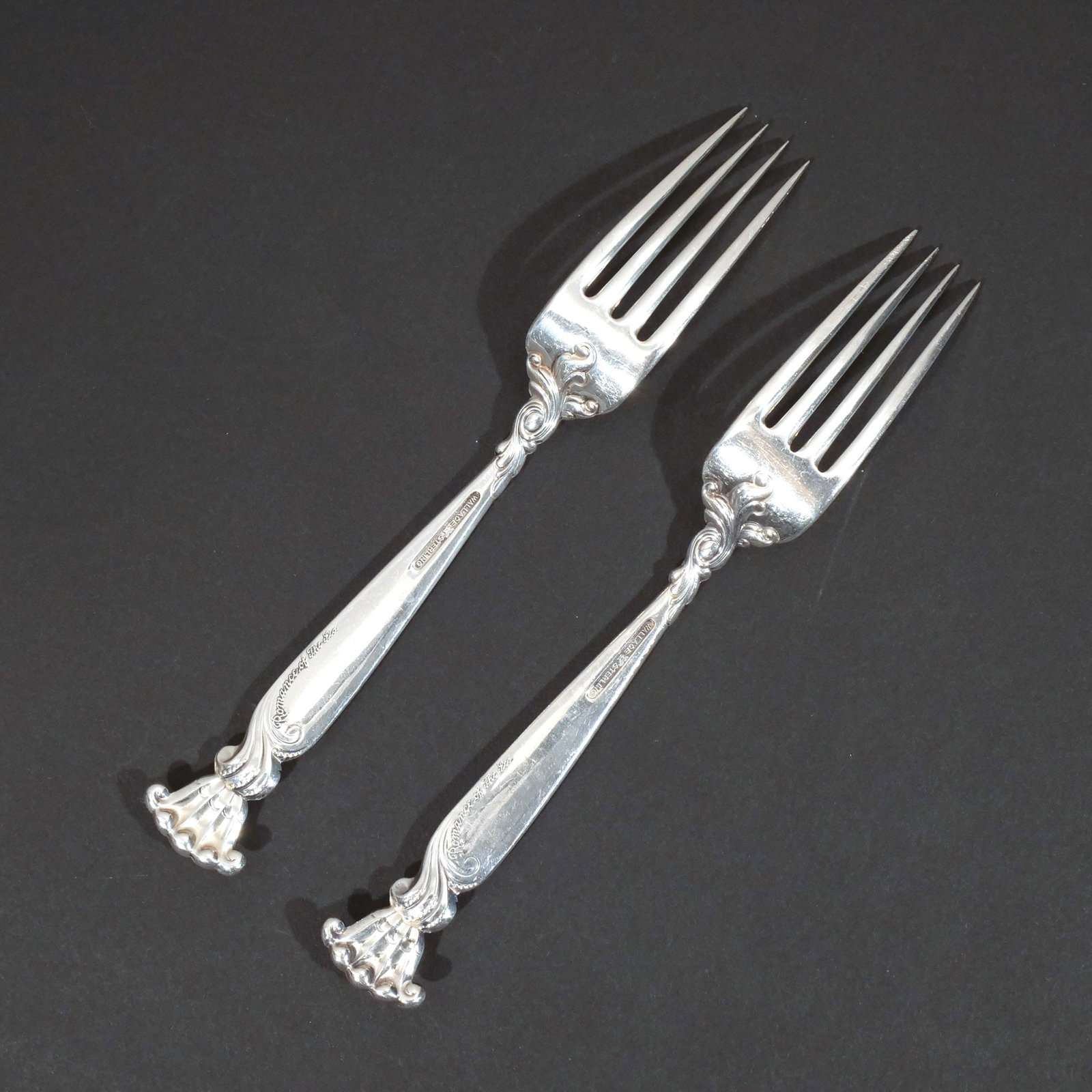 (85pc) WALLACE STERLING SILVER FLATWARE SERVICE - 3